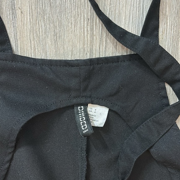 H&M Overalls - Picture 5 of 6
